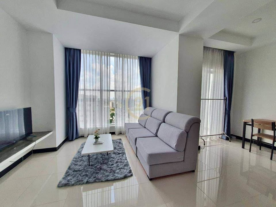PRECIOUS TWO BEDROOM FOR RENT-TONLE BASSAC