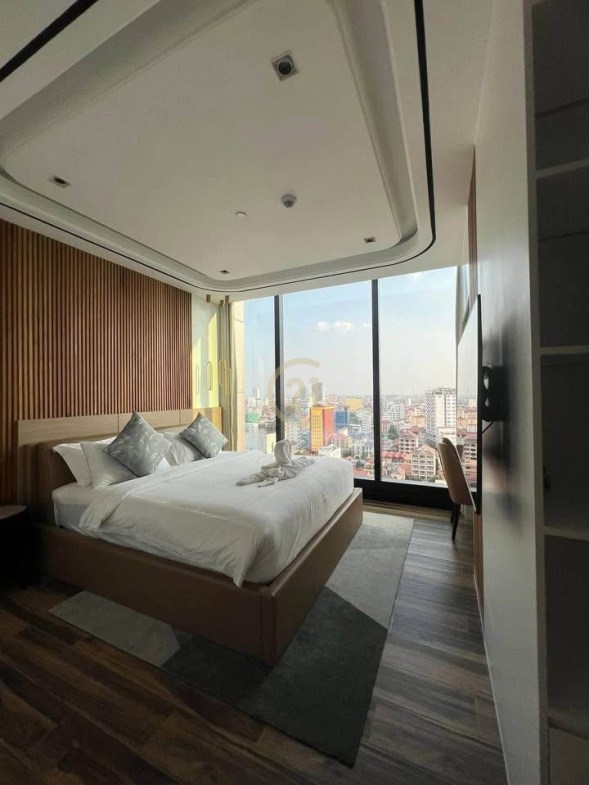 ELEGANT THREE BEDROOM FOR RENT-TTP