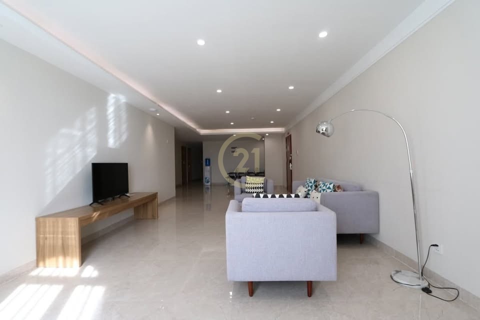 SPECIOUS FOUR BEDROOM FOR RENT-KOH PICH