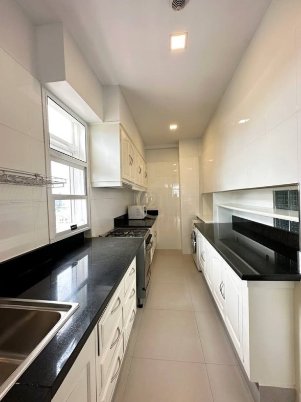 NICE THREE BEDROOM FOR RENT-TONLE BASSAC