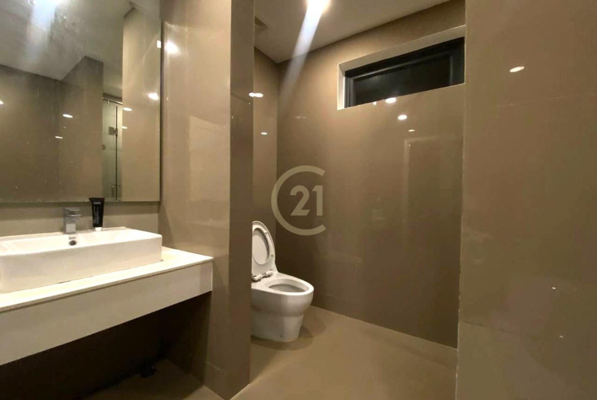 Luxury Villa for Rent at Chip Mong Parkland 598