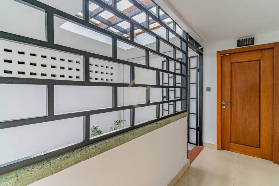 Renovated Apartment 1 Bed for Rent – Daun Penh Area