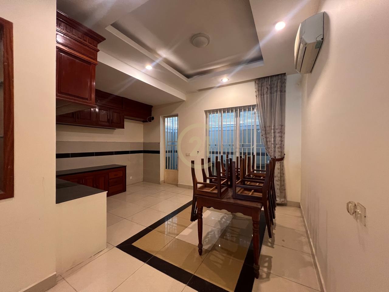 Twin Villa for Rent | Near Street 2004 – Ready to Move In
