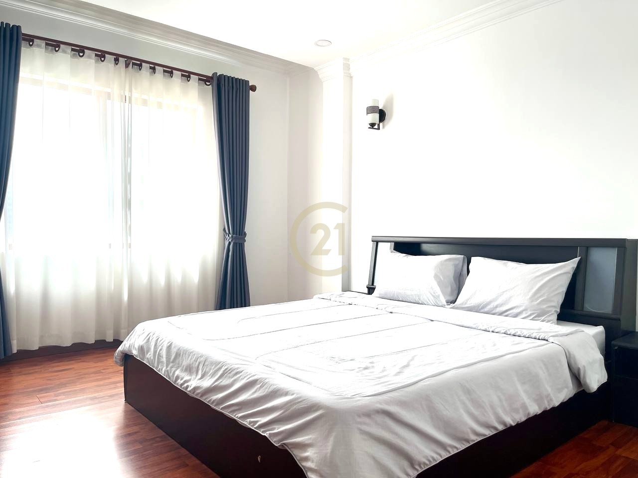 Spacious 1-Bedroom | Prime Location – in BKK1