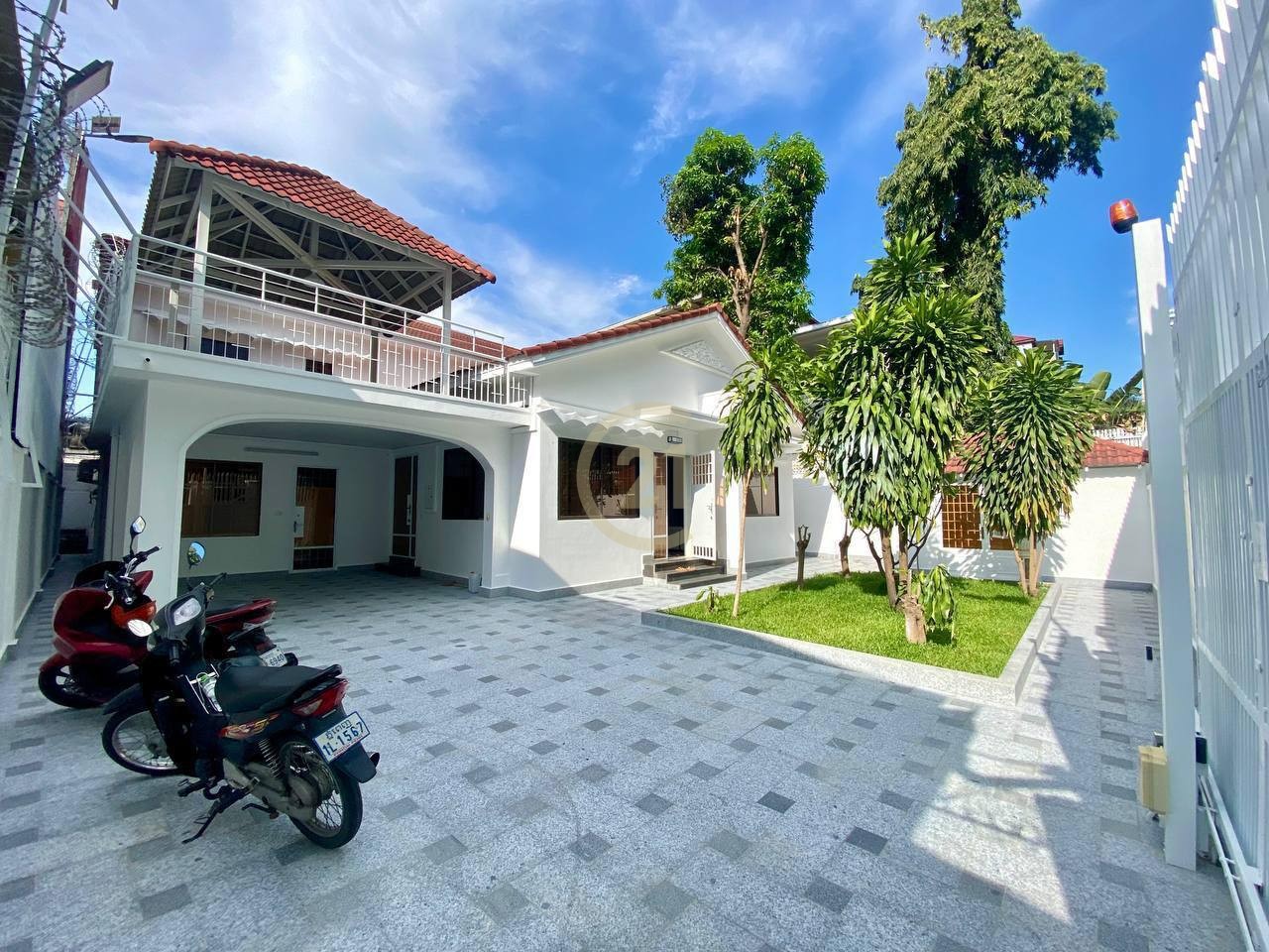 6320958246780341377 6BR 5BA Villa-Style House | Perfect for Office or Residence | BKK1