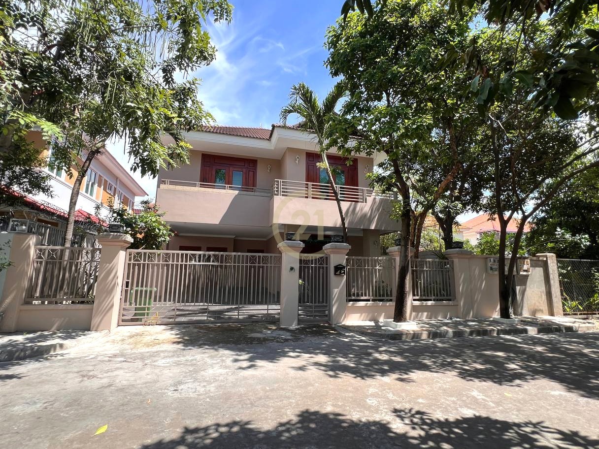 Luxury Villa for Rent at Borey Rose Condo