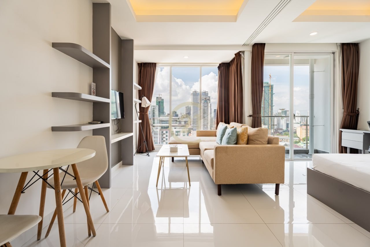 FOR RENT | Stylish 1 Bedroom Condo – J Tower 1