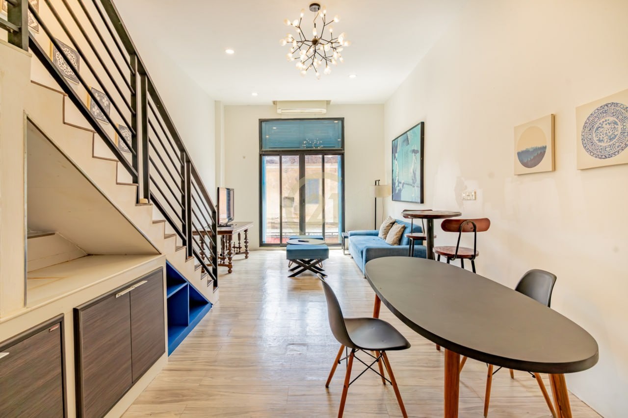 FOR RENT | Nice Renovated Duplex Flat – Wat Phnom