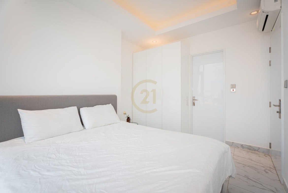 Stylish 1 Bedroom Condo Located at J Tower 2- BKK1