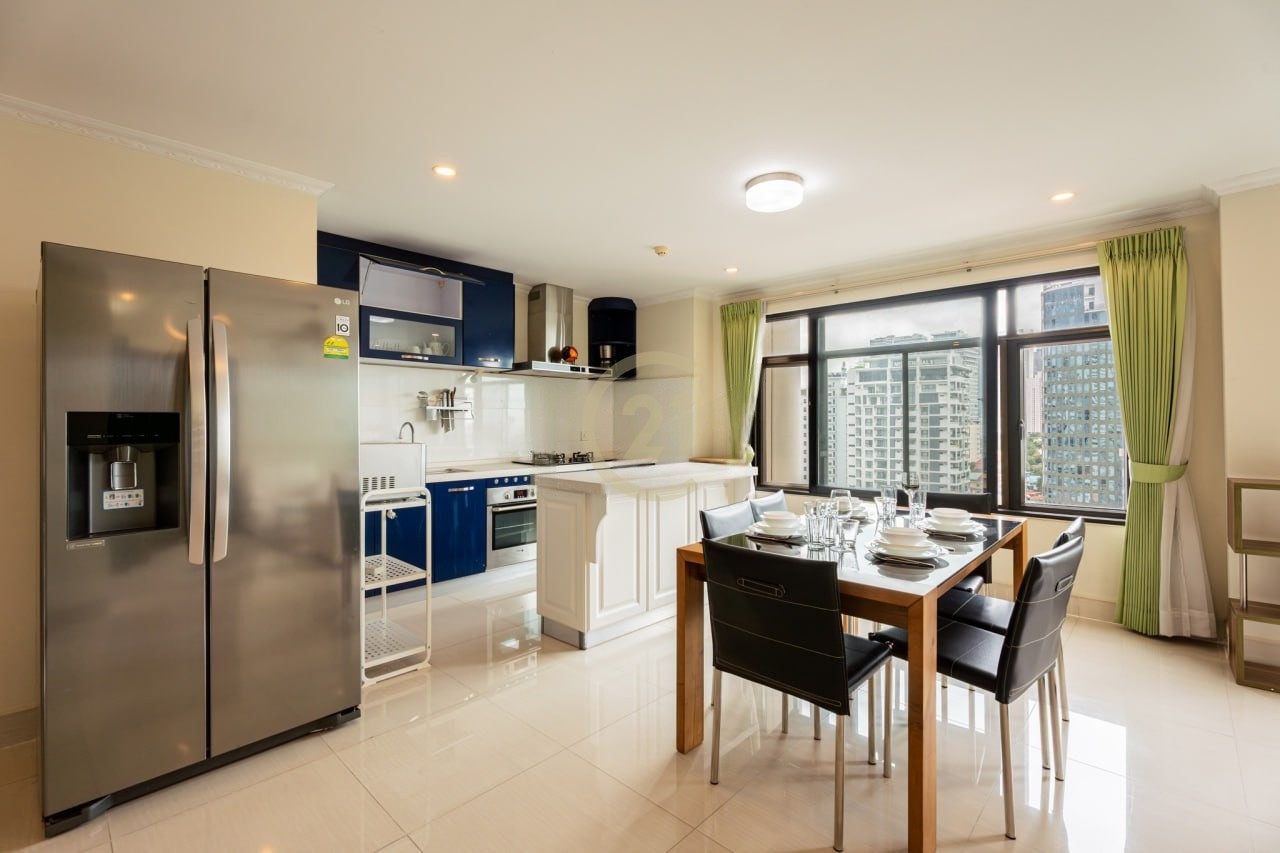 SPECIOUS 3 BEDROOM APARTMENT FOR RENT AT BKK1