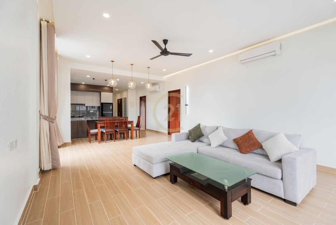Penthouse 3 Bedroom For Rent in Tonle Bassac