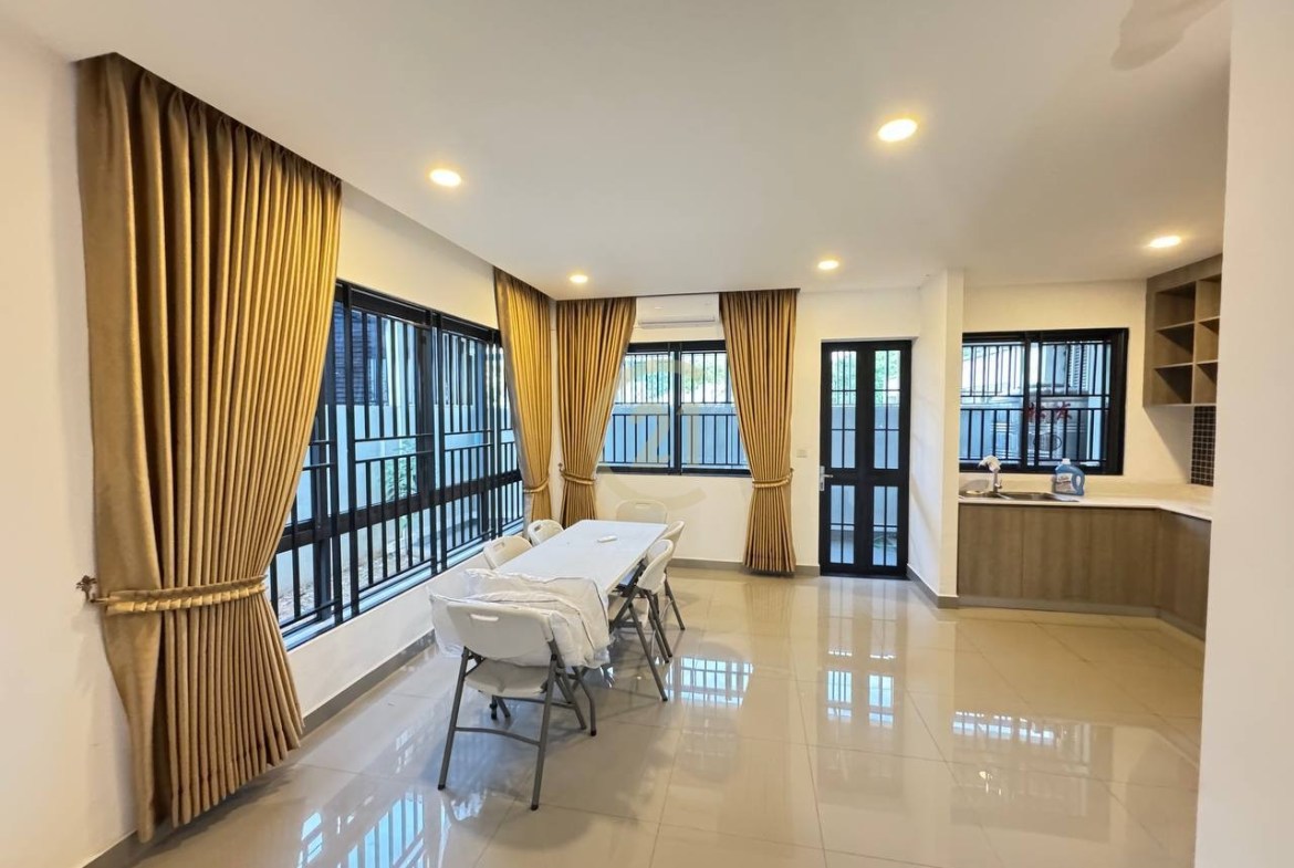 Twin Villa for Rent at Chip Mong 60M Blvd