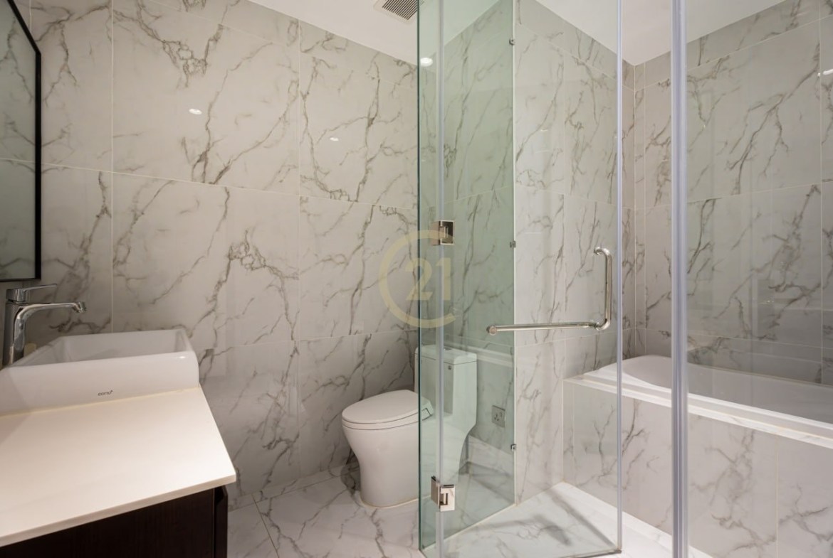 Stylish 1 Bedroom Condo Located at J Tower 2- BKK1