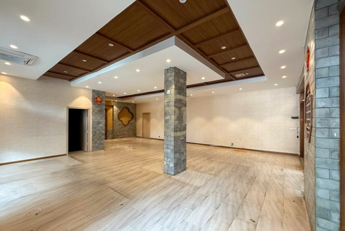 Commercial Space For Rent located in Tonle Bassac