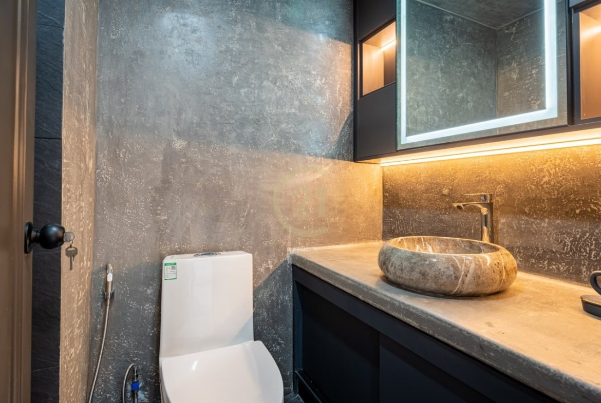 High Floor 2 Bedroom for Rent In Chroy Chongva