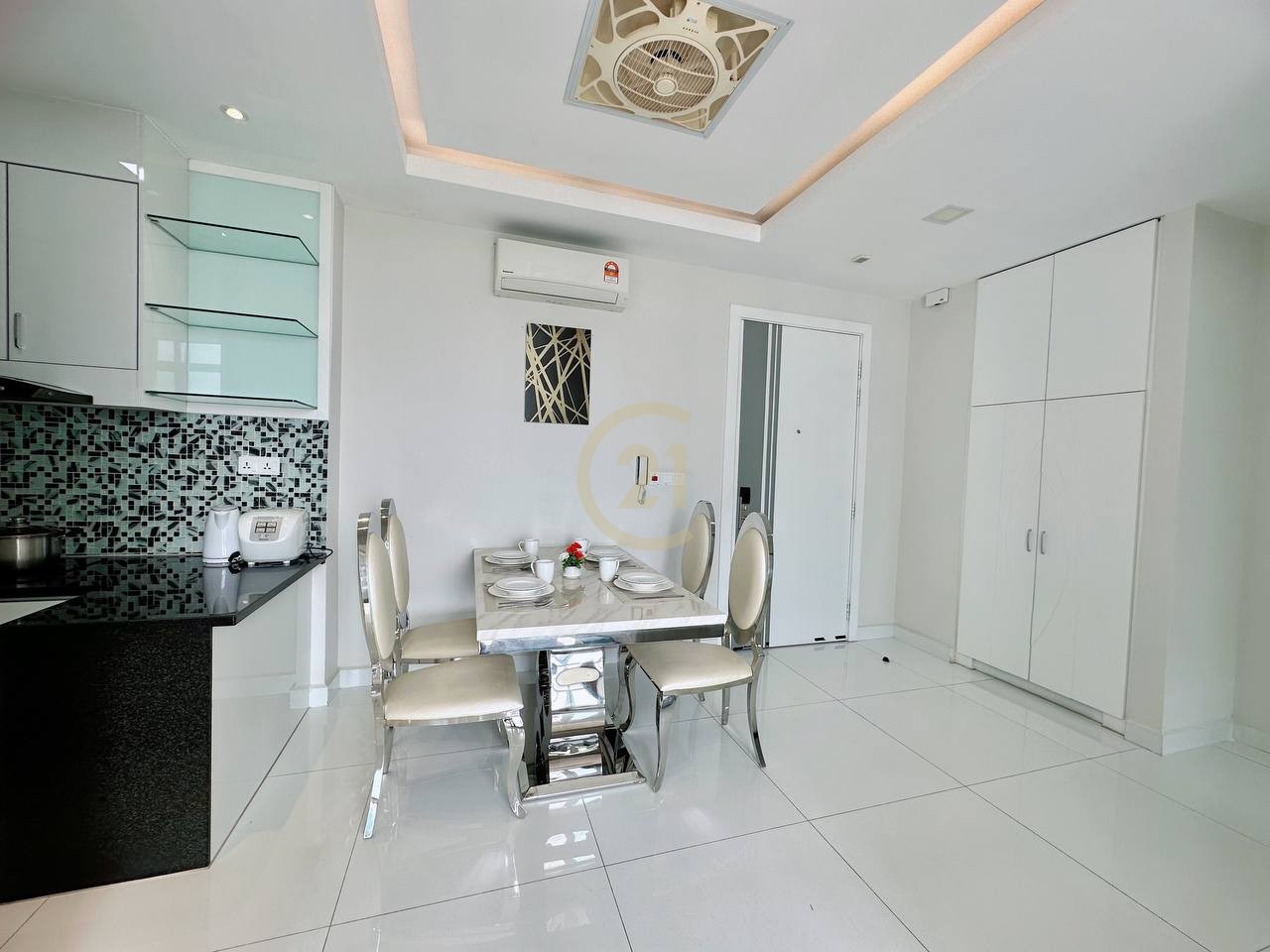 1-Bedroom Apartment with 2 Bathrooms for Rent in Chroy Changva