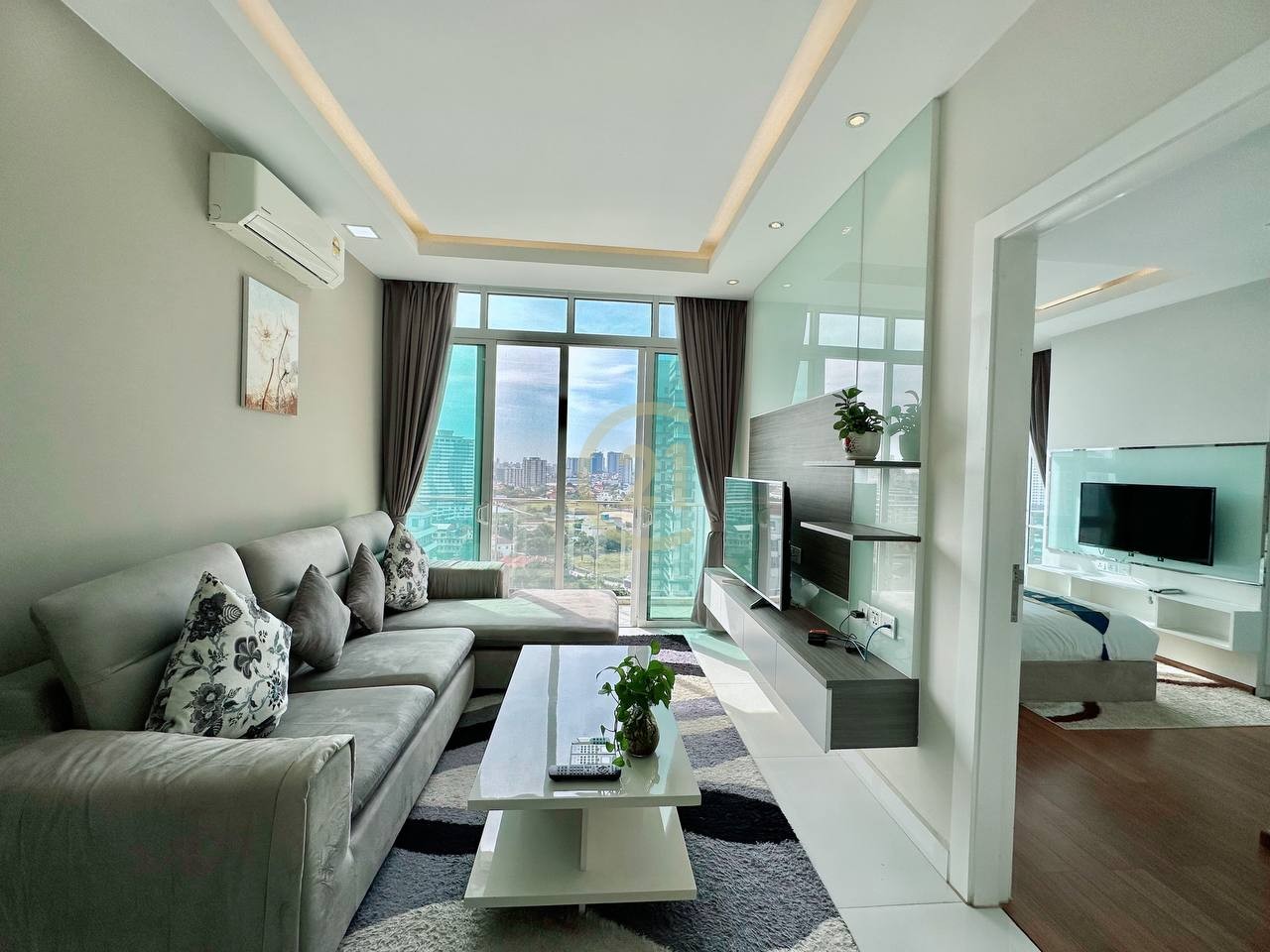 1-Bedroom Apartment with 2 Bathrooms for Rent in Chroy Changva