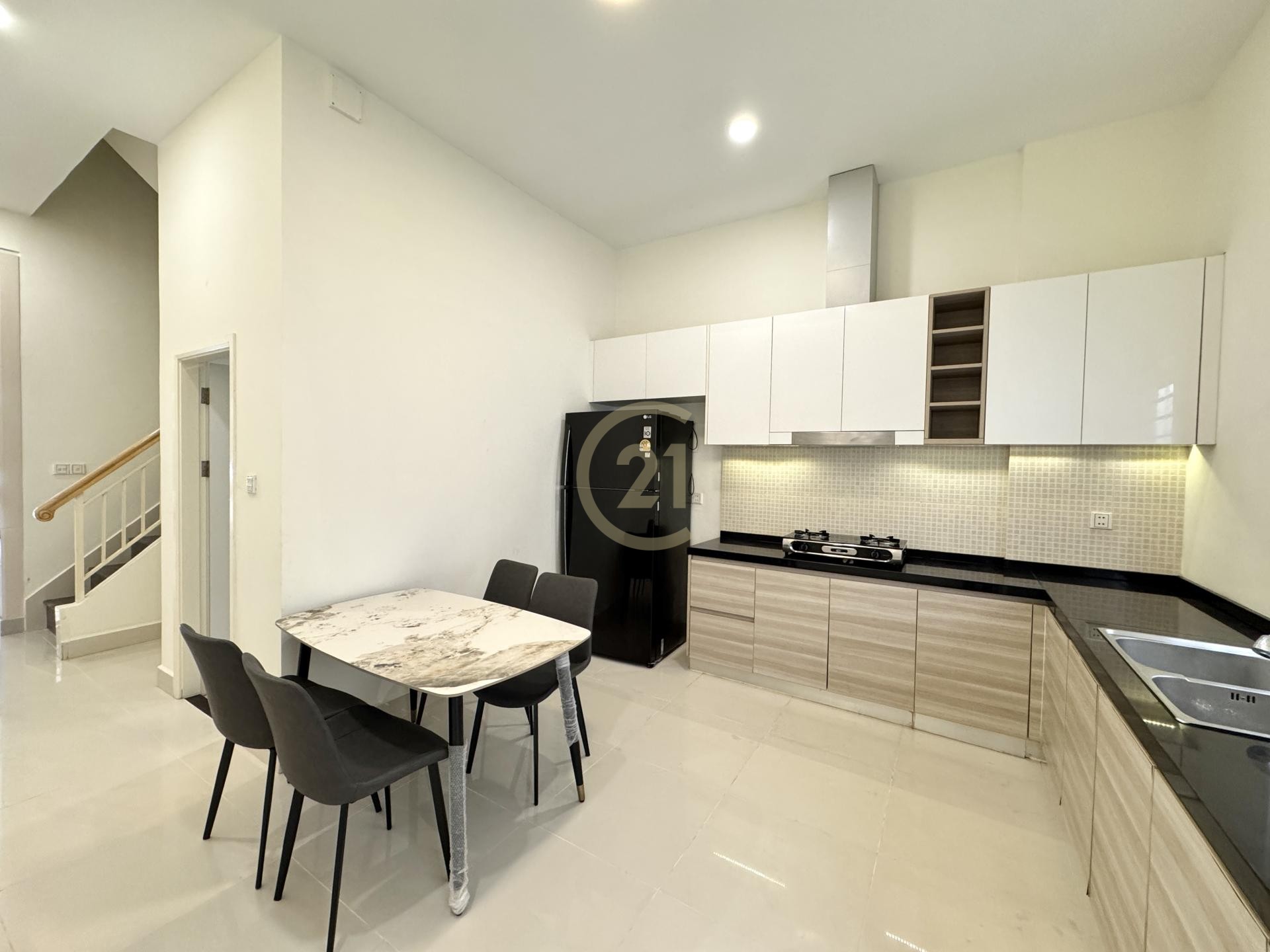 IMG_20251008_225701_698