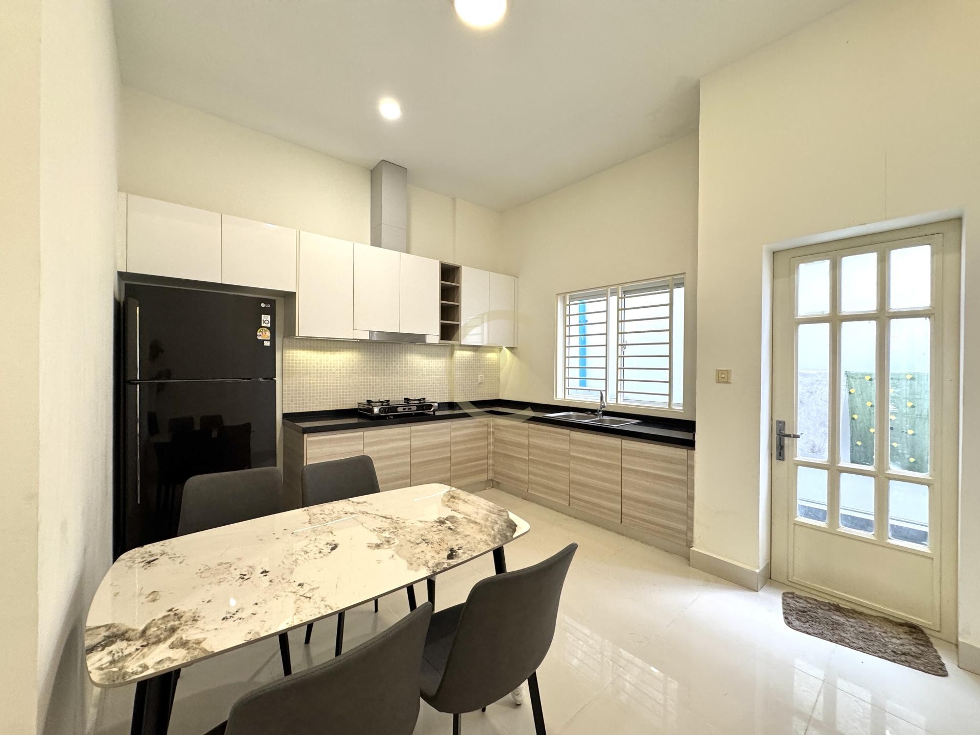 IMG_20251008_225701_884