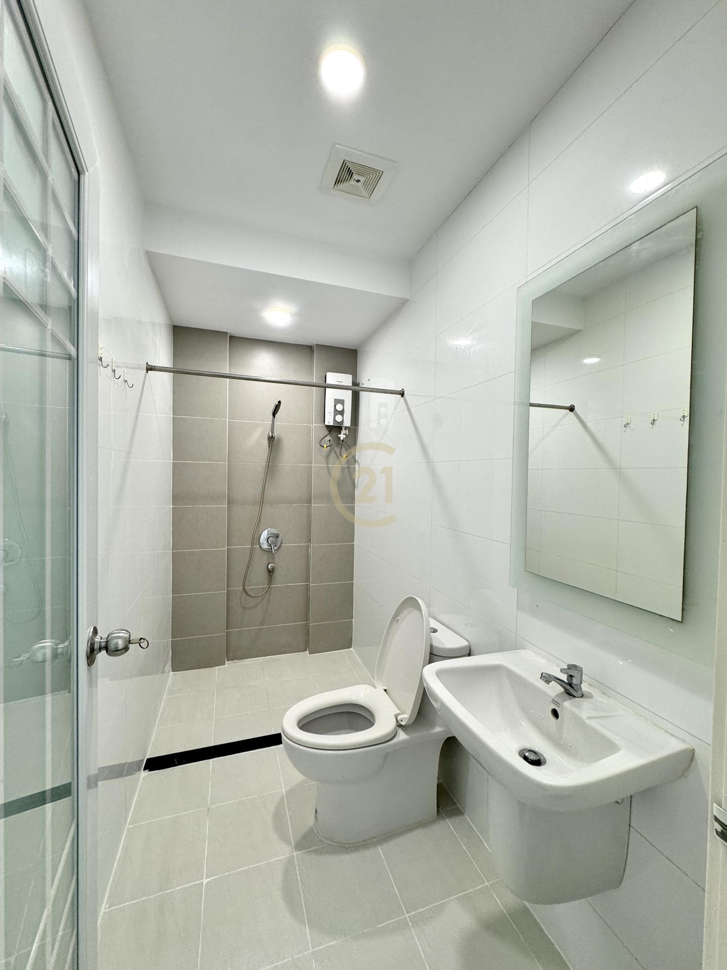 IMG_20251008_225716_099