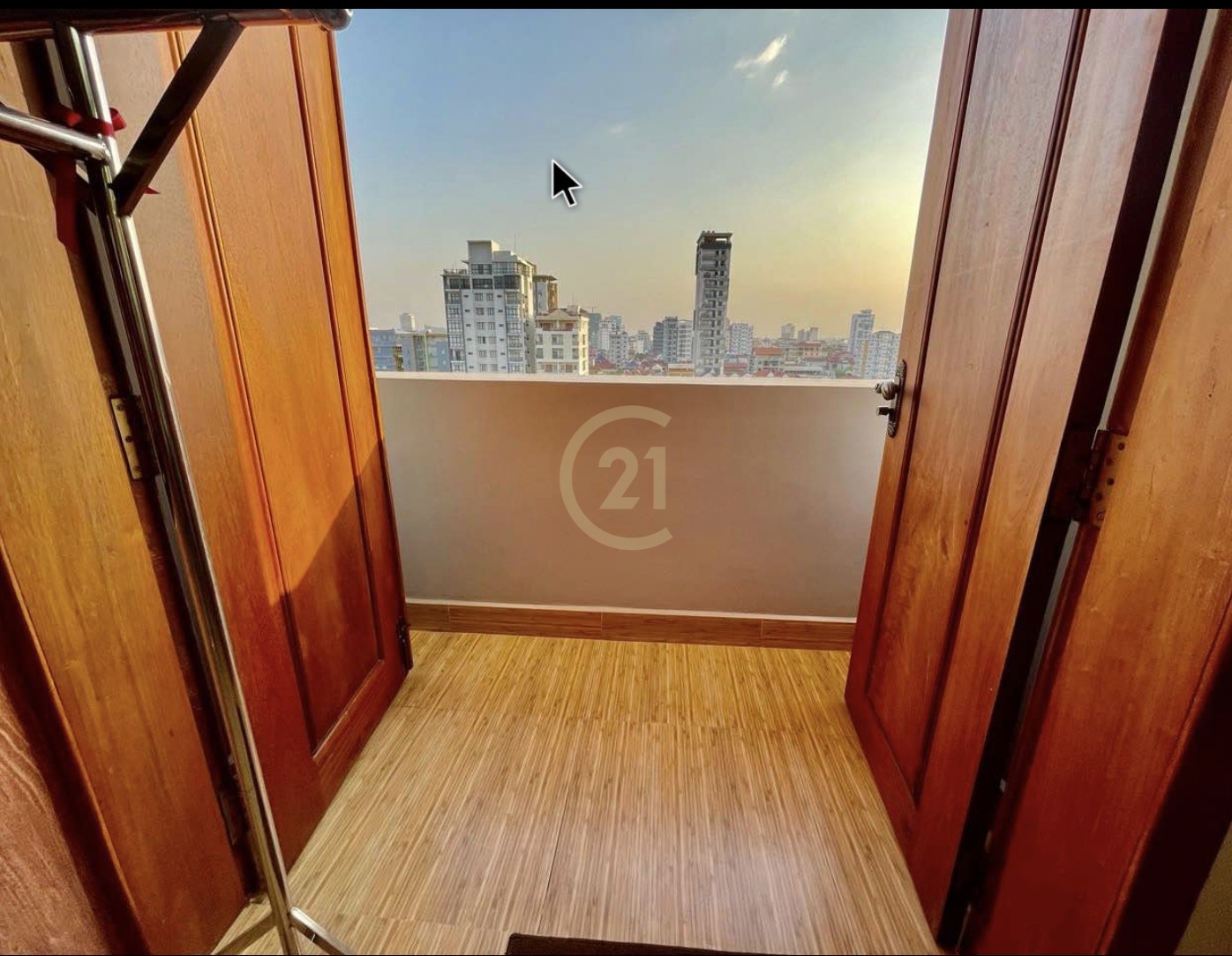 2BR Apartment for Rent near Russian Market