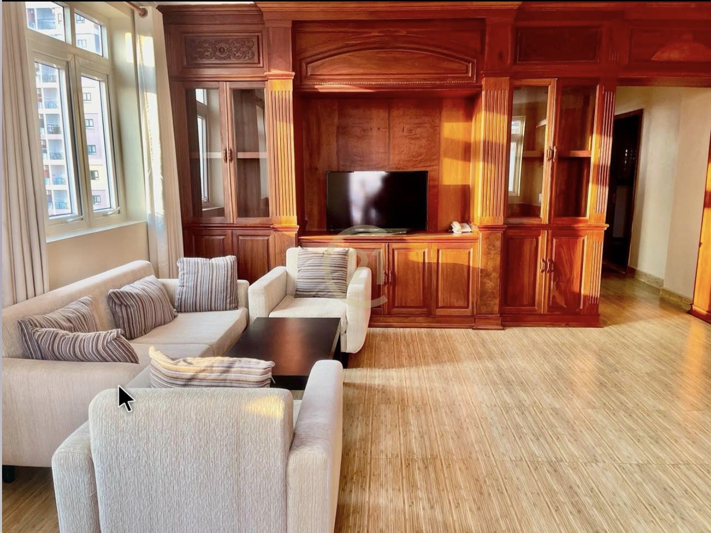 2BR Apartment for Rent near Russian Market