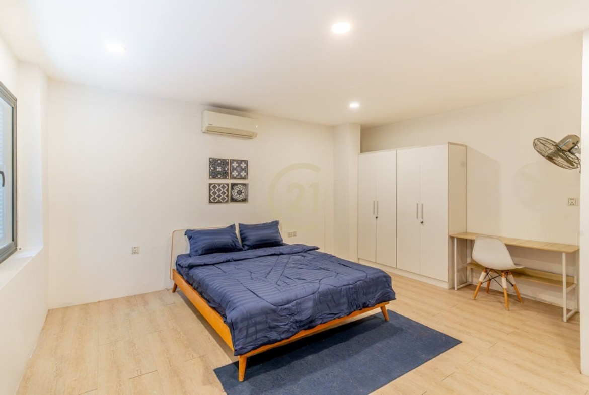 FOR RENT | Nice Renovated Duplex Flat – Wat Phnom