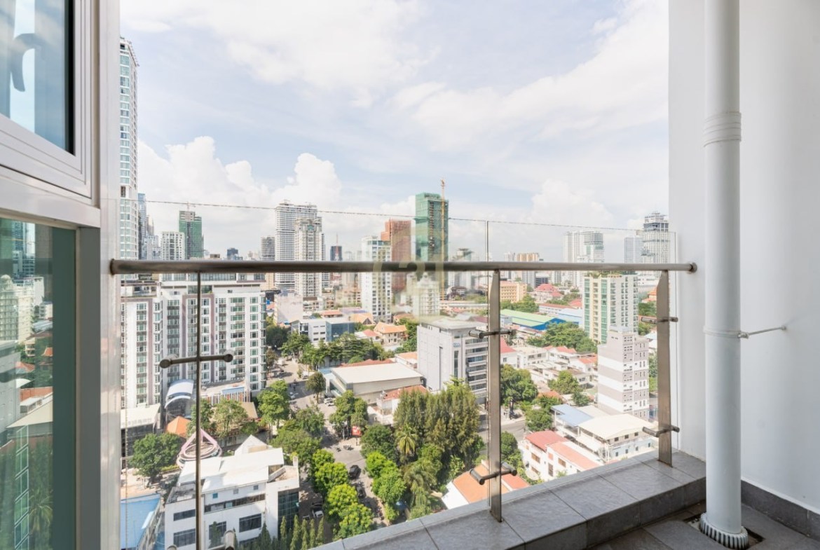 FOR RENT | Stylish 1 Bedroom Condo – J Tower 1