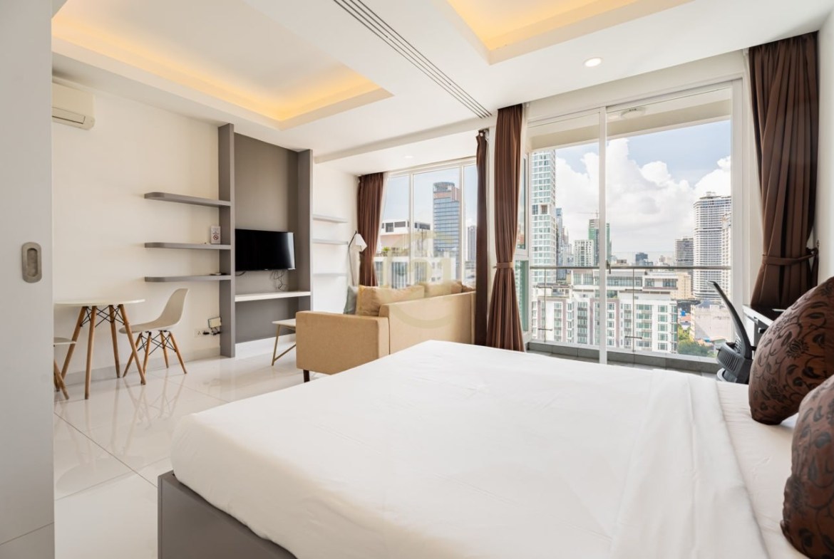 FOR RENT | Stylish 1 Bedroom Condo – J Tower 1