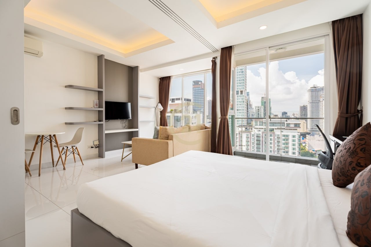 FOR RENT | Stylish 1 Bedroom Condo – J Tower 1
