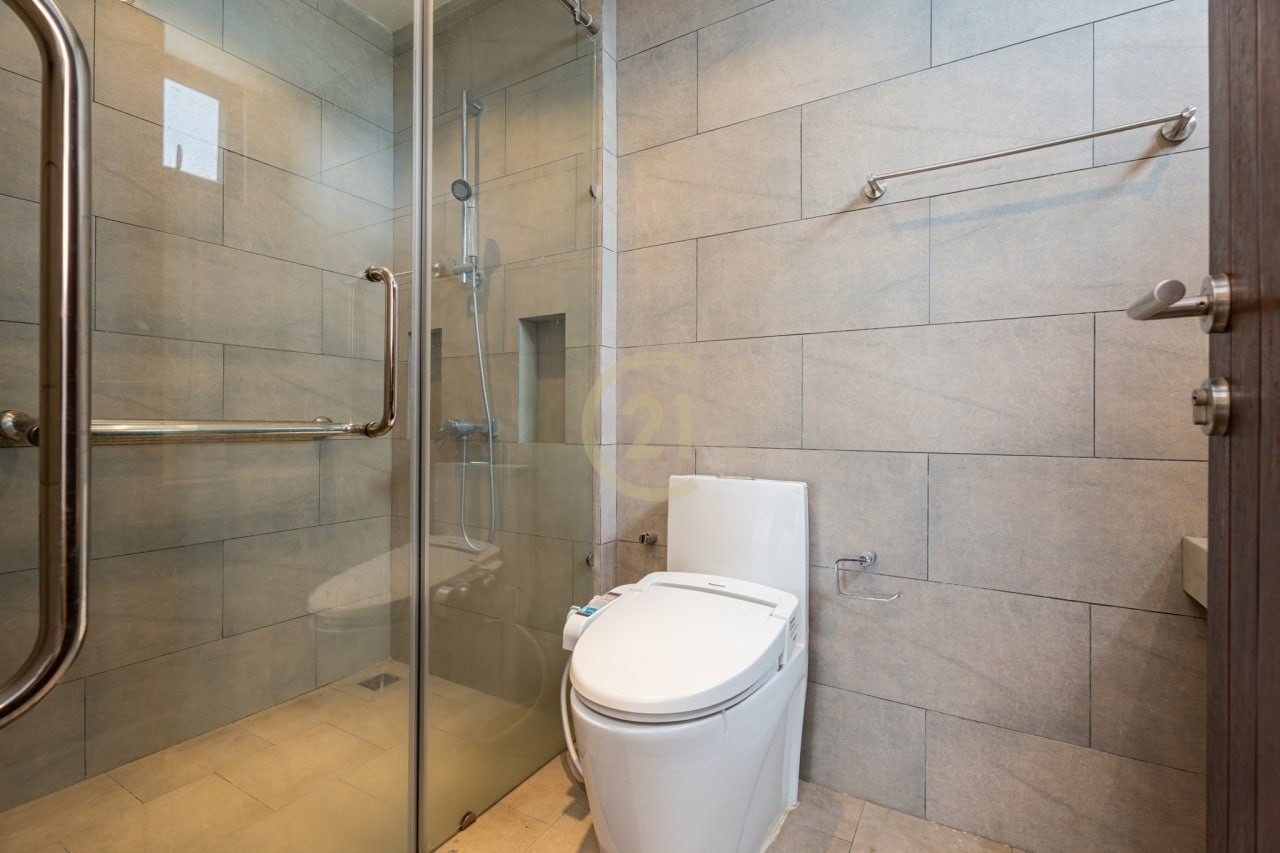 FOR RENT | Specious 2 Bedroom at Urban Loft