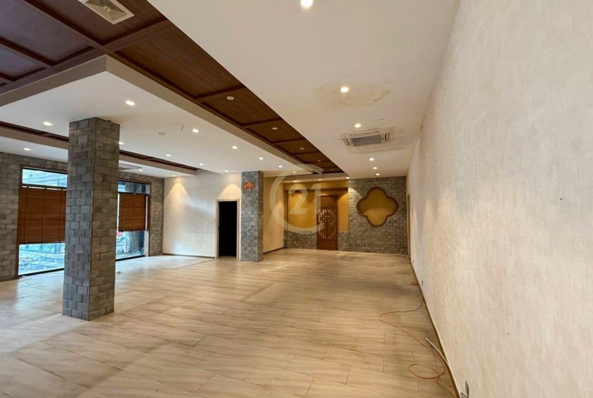 Commercial Space For Rent located in Tonle Bassac
