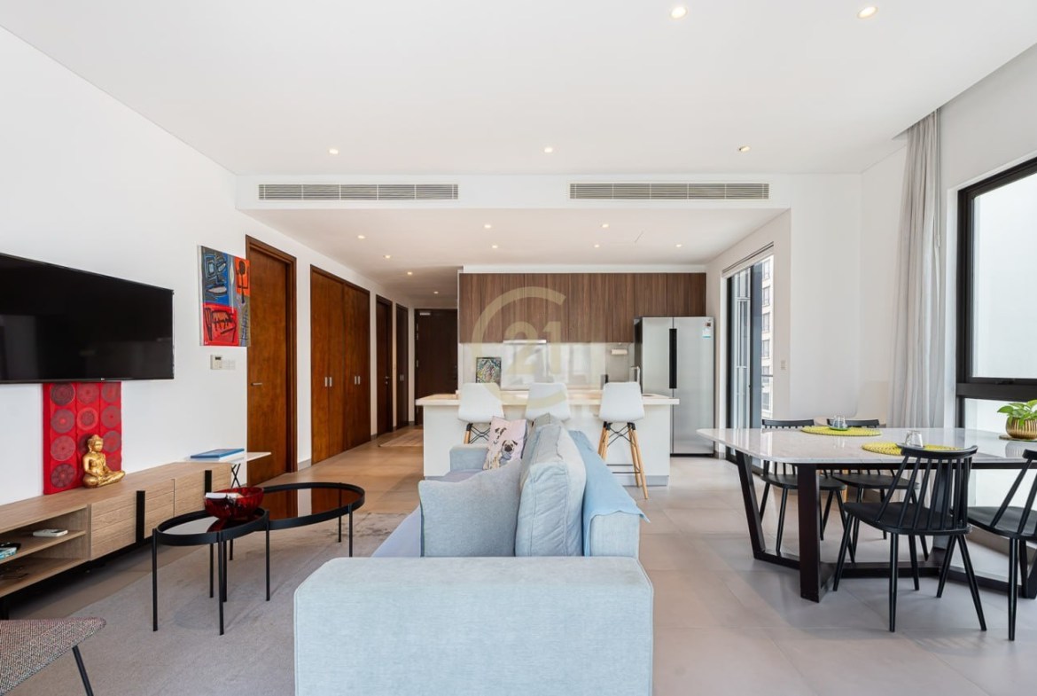 Stylish 2 Bedroom Condo For Rent in BKK1