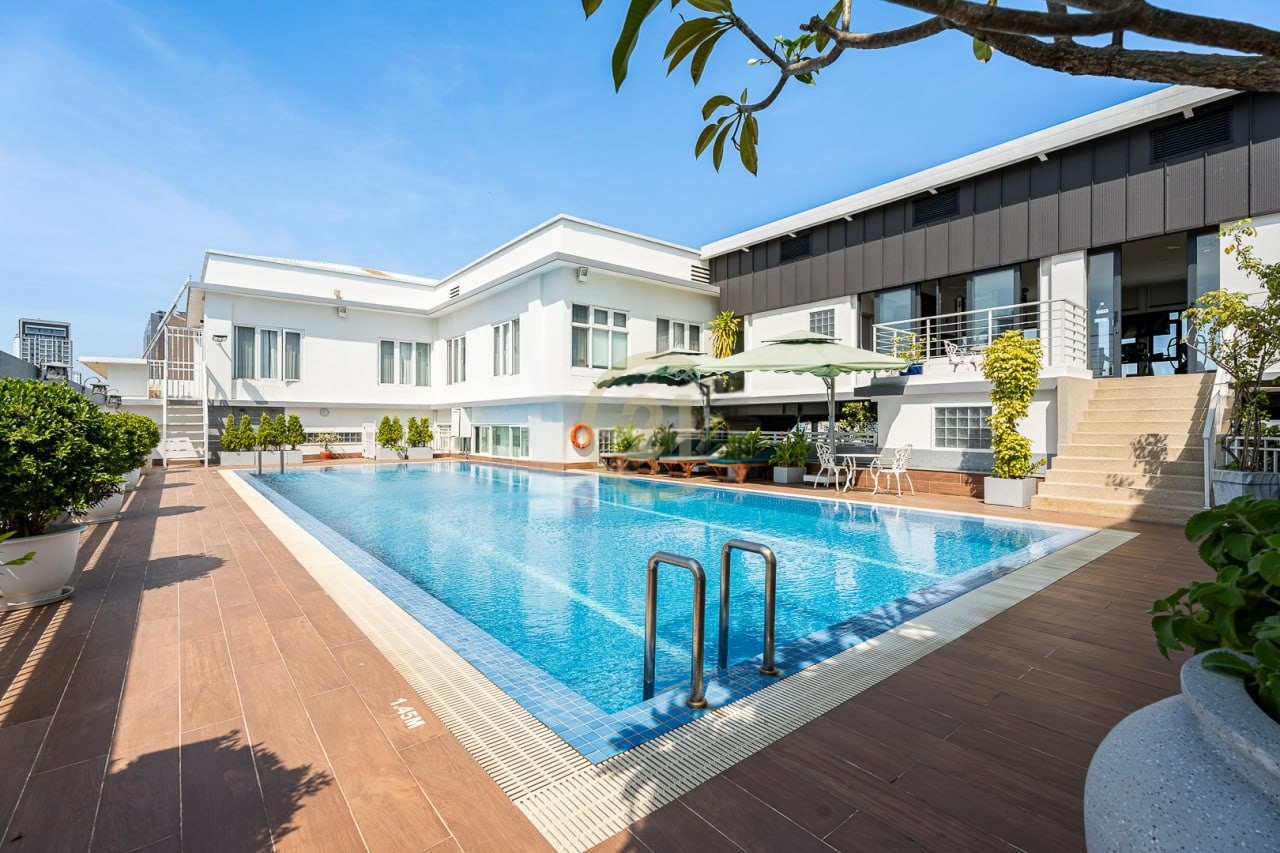 Luxury 3 Bedroom For Rent Located In Tonle Bassac