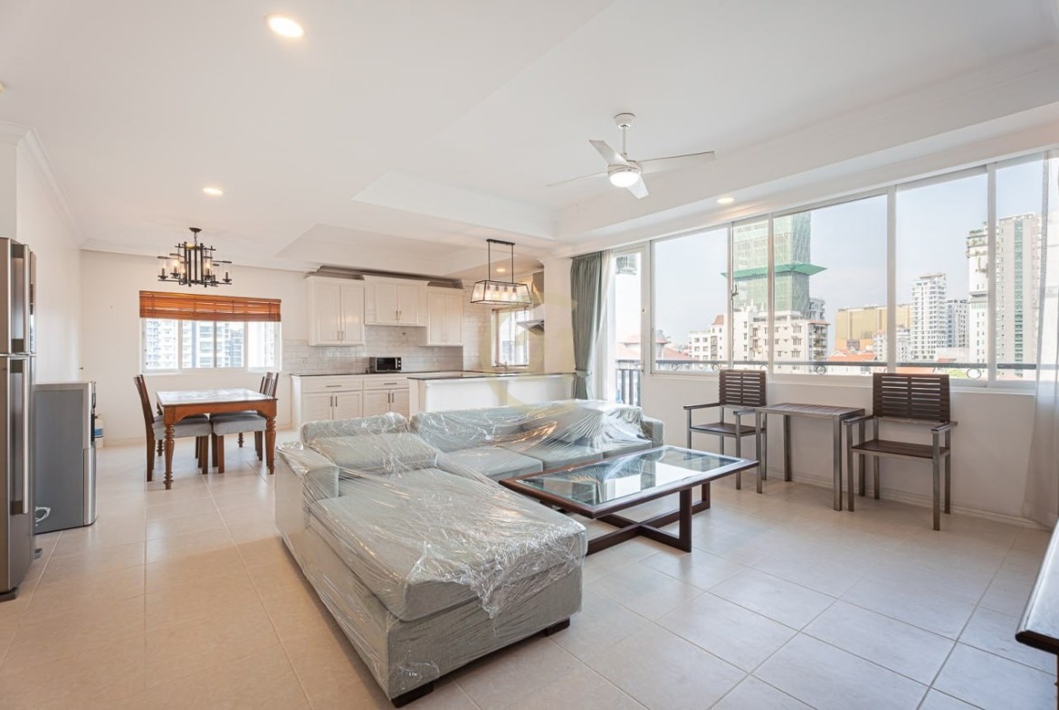Spacious 2 Bedroom Located in The Prime Area of BKK1
