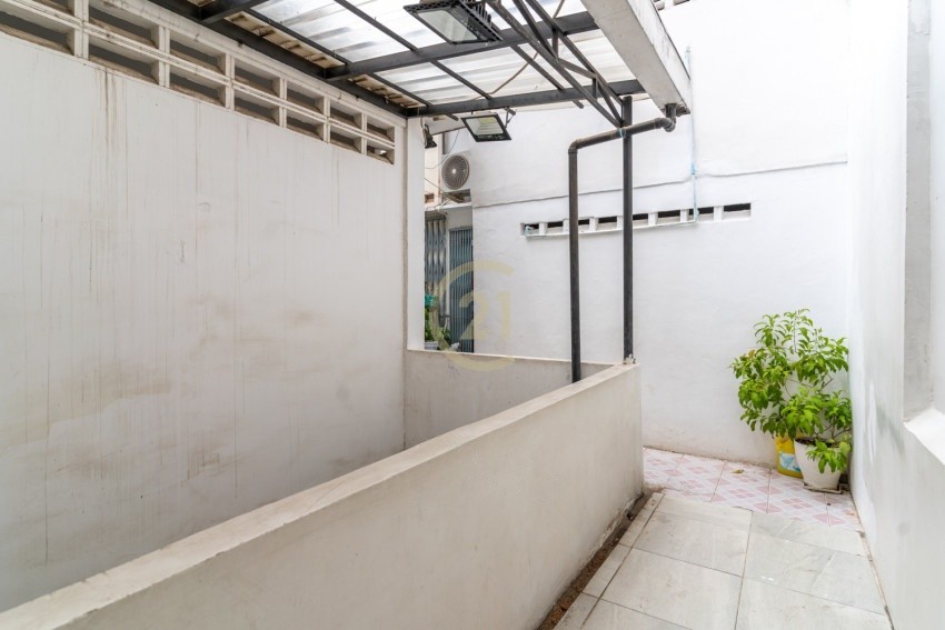 fddf3208-2768-46ec-a089-9729bfb45770_250708093415f58d-2bedroom-apt-for-rent-25-850×567.tab WESTERN 2 BEDROOM DUPLEX FOR RENT | 7 MAKARA