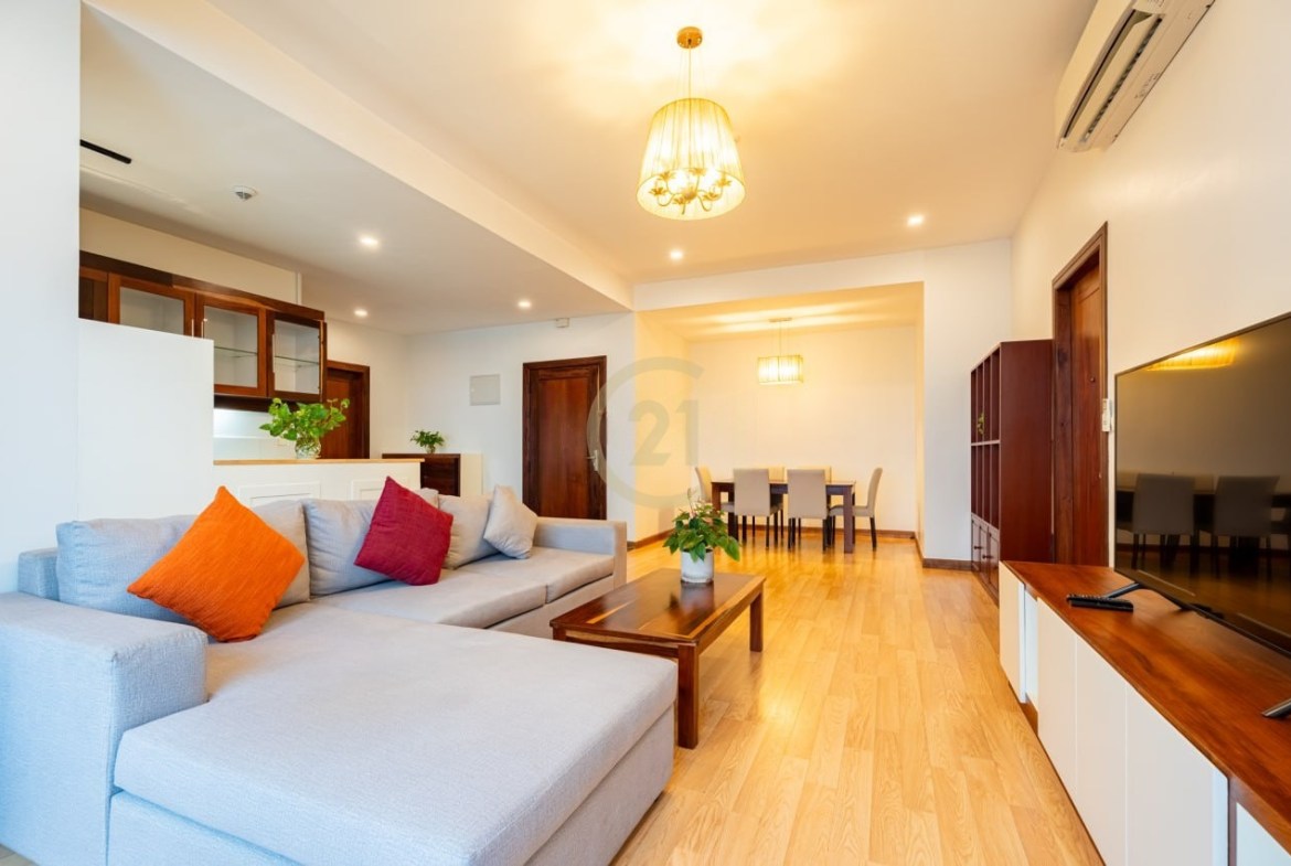 FOR RENT | Specious 2 Bed Serviced Apartment – Tonle Bassac
