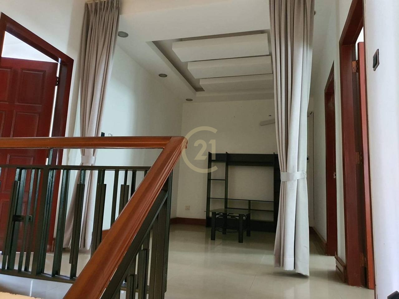 Specious Villa For Rent at Tonle Bassac