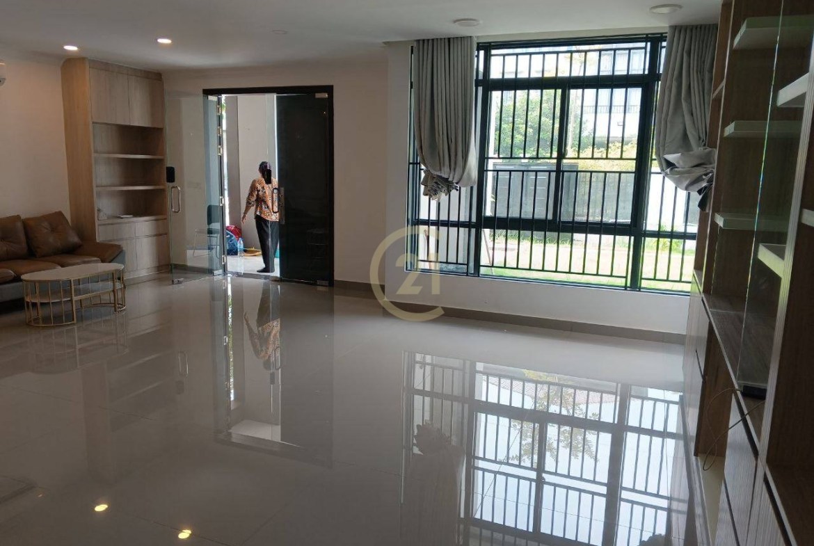 Villa Queen A For Rent In Chipmong Pakland 598