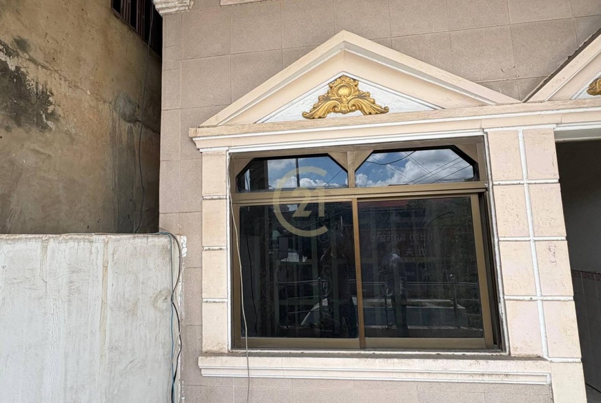 FOR RENT | Prime Location ShopHouse – BKK2