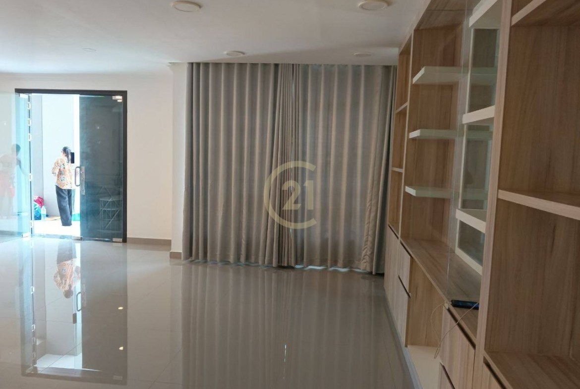 Villa Queen A For Rent In Chipmong Pakland 598
