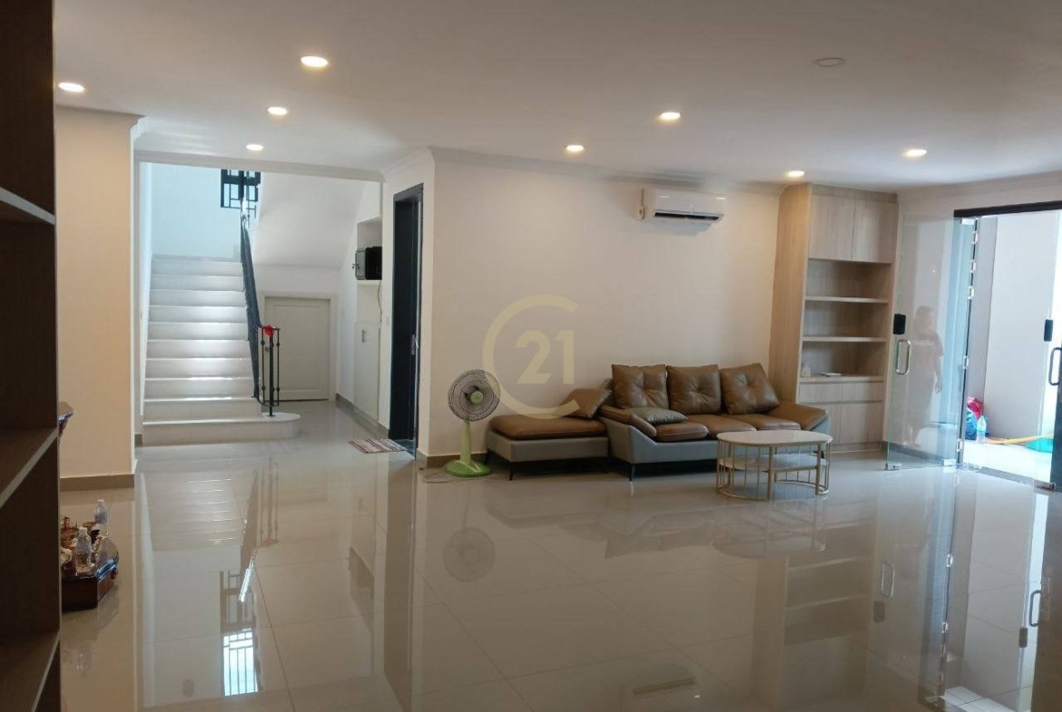 Villa Queen A For Rent In Chipmong Pakland 598