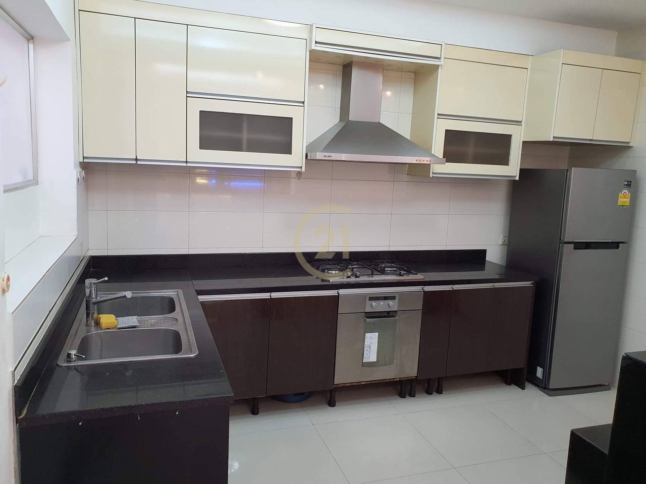 Specious Villa For Rent at Tonle Bassac