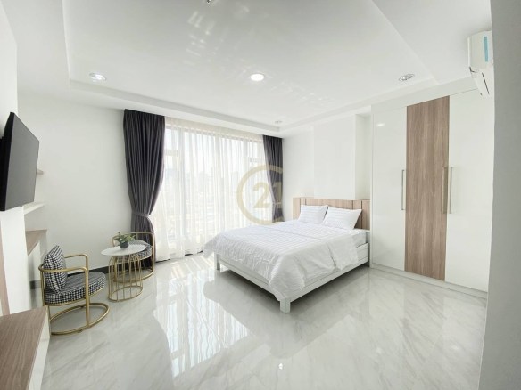 Stylish One Bedroom Available Now at Olympic