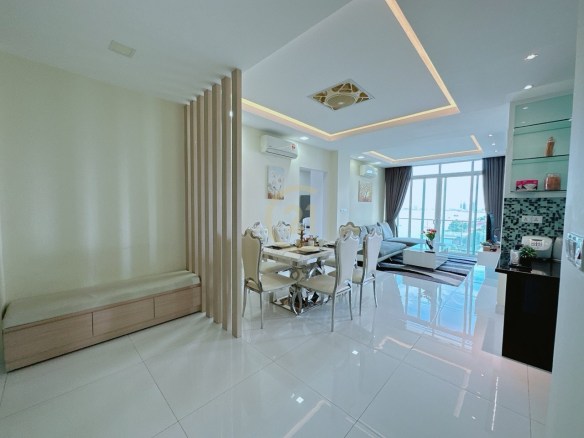 Luxury Two Bedroom For Rent At Riverside