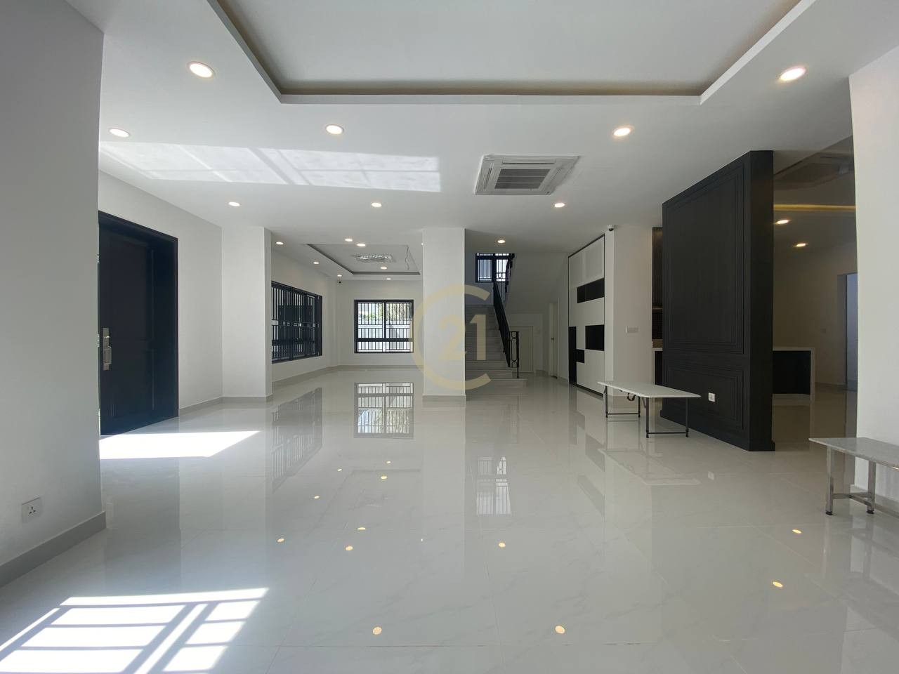 Villa For Sale At Chip Mong 60m