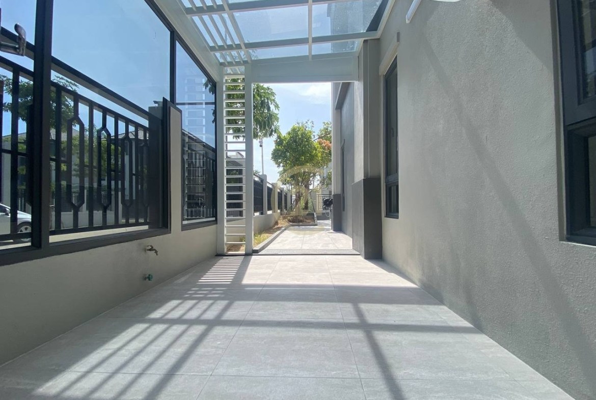 Villa For Sale At Chip Mong 60m