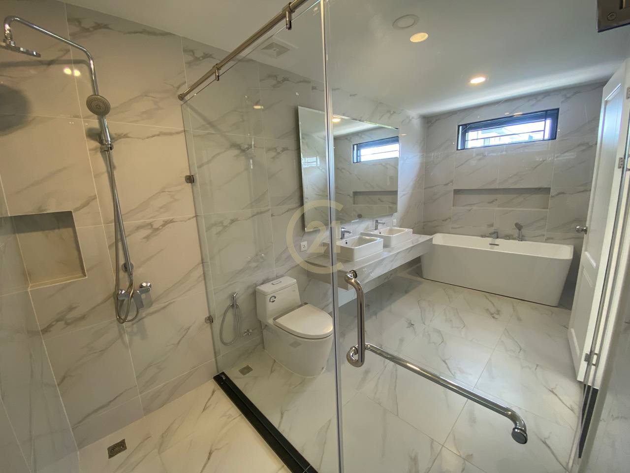 Villa For Sale At Chip Mong 60m