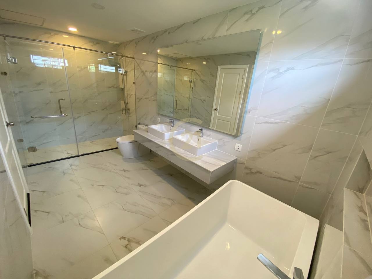 Villa For Sale At Chip Mong 60m