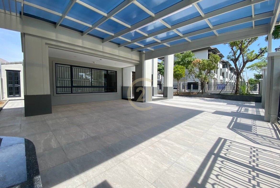 Villa For Sale At Chip Mong 60m